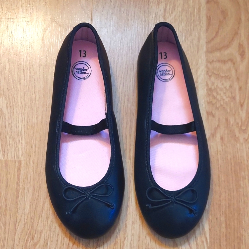 Black Ballet Flats